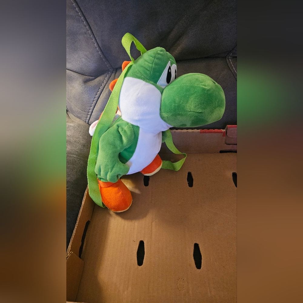 Nintendo- Super Mario Green Yoshi Backpack